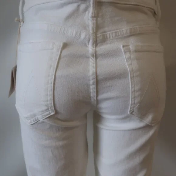 NWT Womens Mother (Item-85) White Insider Crop Step Fray Fairest All Jeans 31